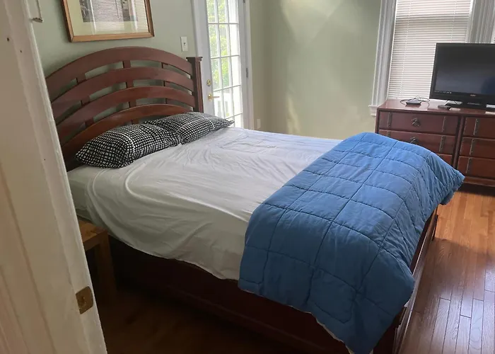 Point Breeze Bed & Breakfast Pittsburgh