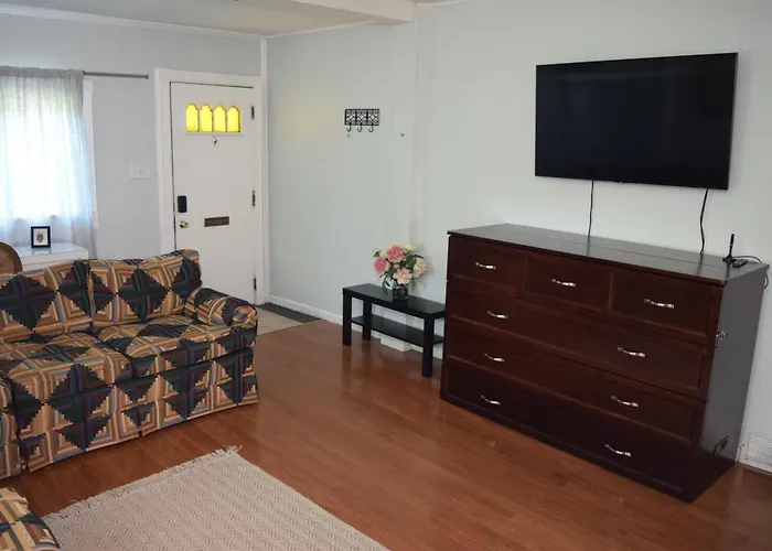 Point Breeze Bed & Breakfast Pittsburgh