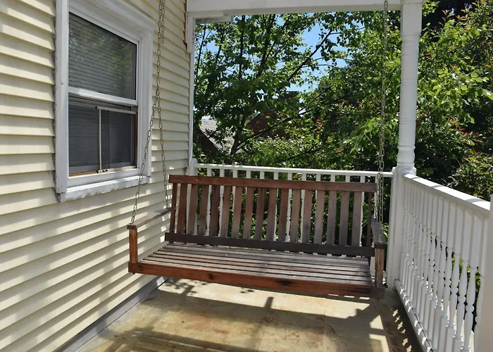 Point Breeze 4* Pittsburgh