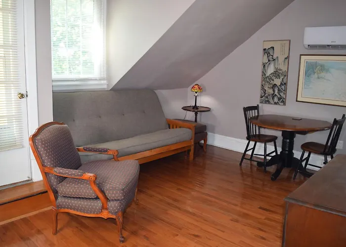 Bed & Breakfast Point Breeze